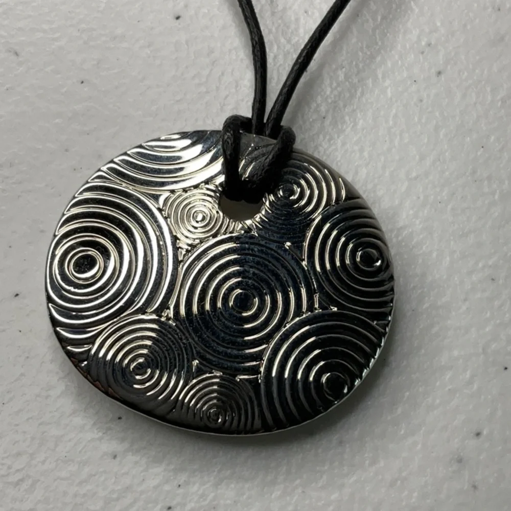 Lia Sophia Silver and Black Statement Necklace - Picture 8 of 11